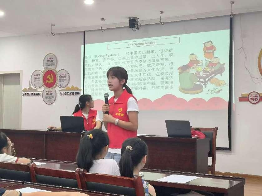 安徽學子三下鄉(xiāng)：承中華傳統(tǒng)文化，享世界文明碩果