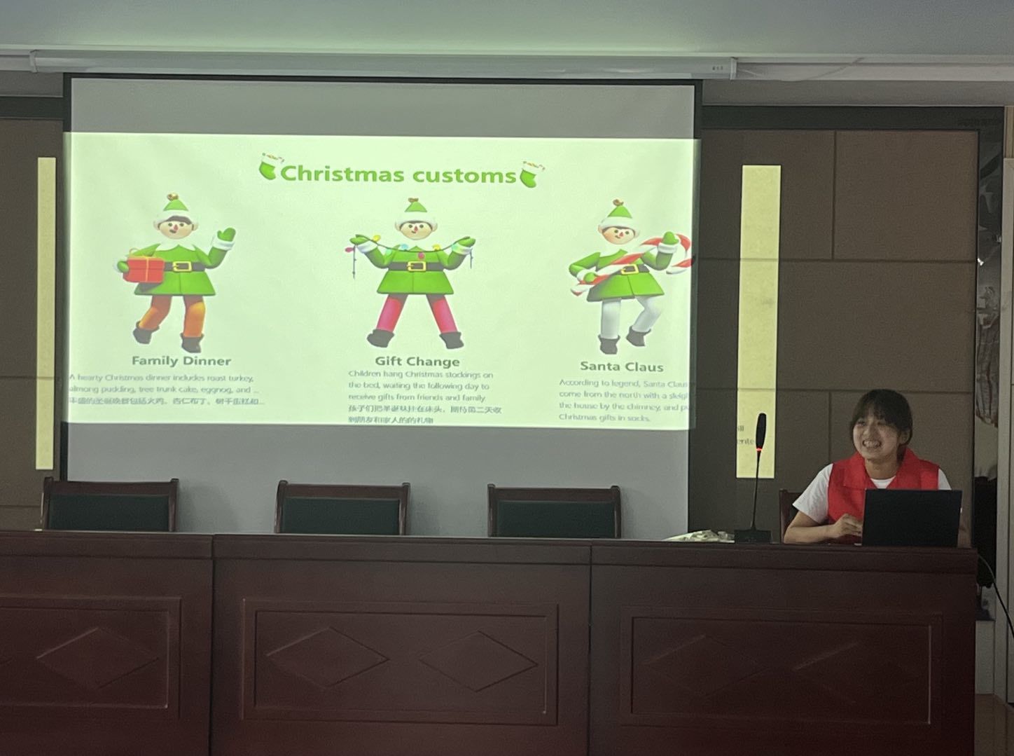 安徽學子三下鄉(xiāng)：明辨中外文化差異，正確看待不同習俗