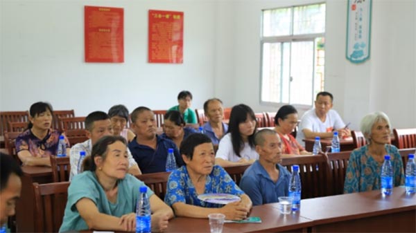 蛭神行遠，民生情長——吉首大學(xué)“蛭惠民生”團隊深入大山進行調(diào)研