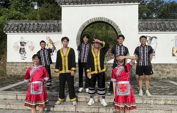 福州大學(xué)實踐隊走進吳大元村，筑牢中華民族共同體意識
