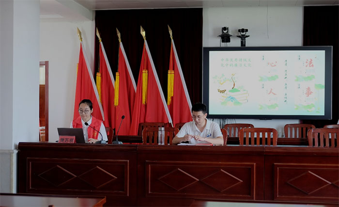 清風(fēng)攜鄉(xiāng)情，廉心喚初心，南財(cái)學(xué)子開展“清廉金融進(jìn)基層”活動(dòng)