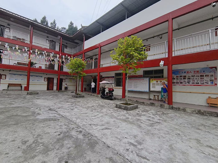 長安大學(xué)材料學(xué)院2021級(jí)本科生龔思婷參與暑期實(shí)踐活動(dòng)