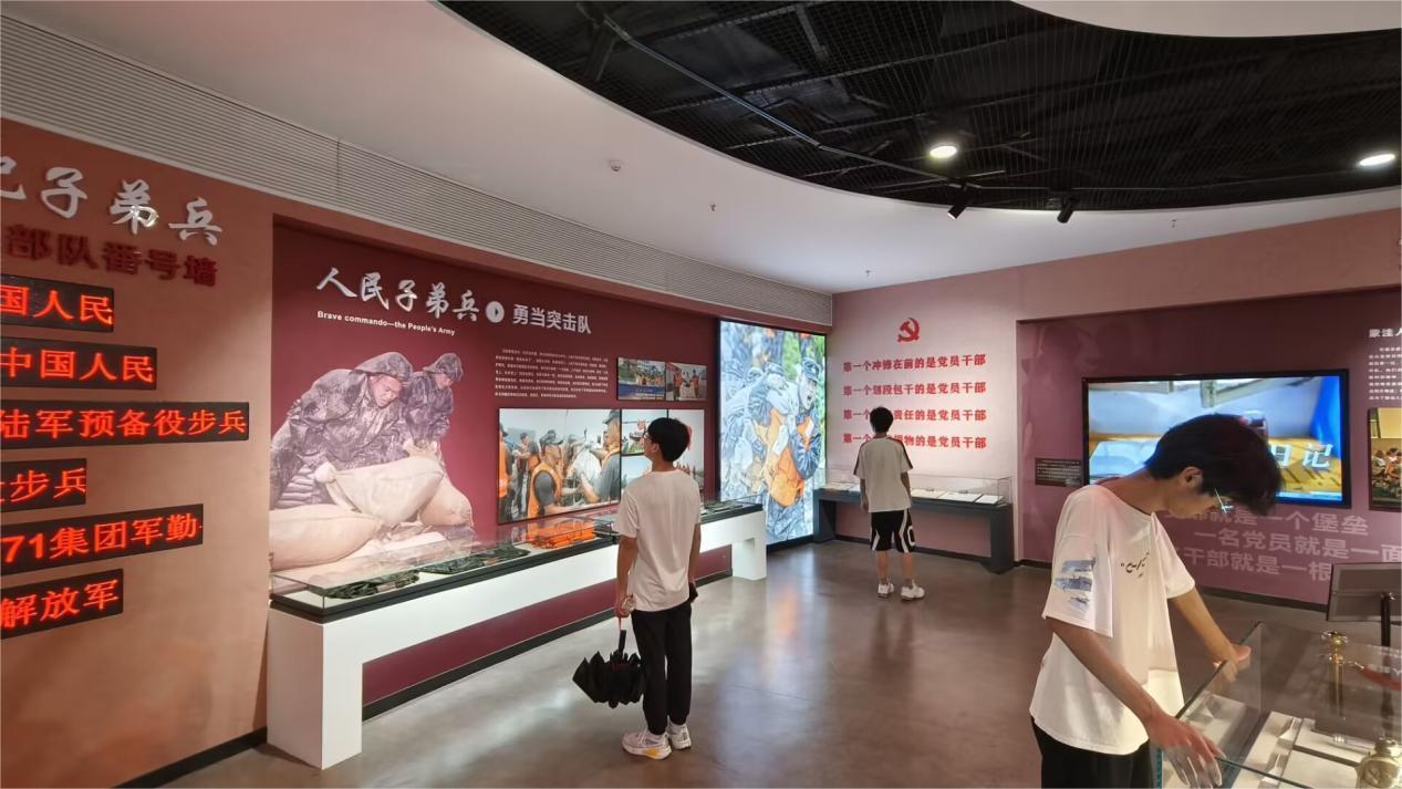 弘揚(yáng)抗洪精神，綻放青春色彩，巢湖學(xué)院學(xué)子赴阜南縣王家壩開展社會(huì)實(shí)踐活動(dòng)