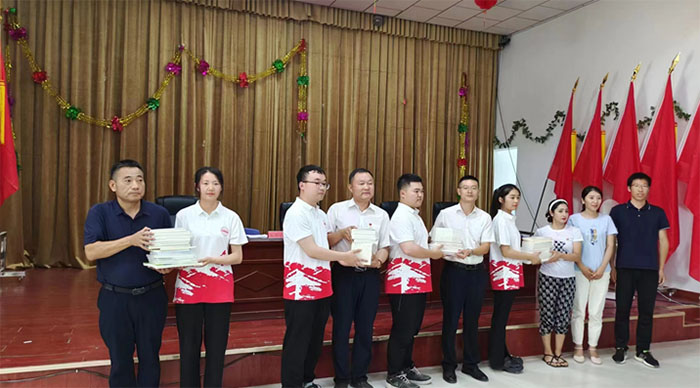 “推廣普及林果精深加工先進實用技術(shù)，努力促進科技成果轉(zhuǎn)化”宣講團赴且末縣開展三下鄉(xiāng)暑期社會實踐活動