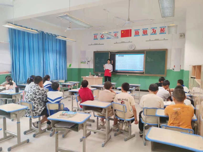 塵夢飛揚間，我心正當時