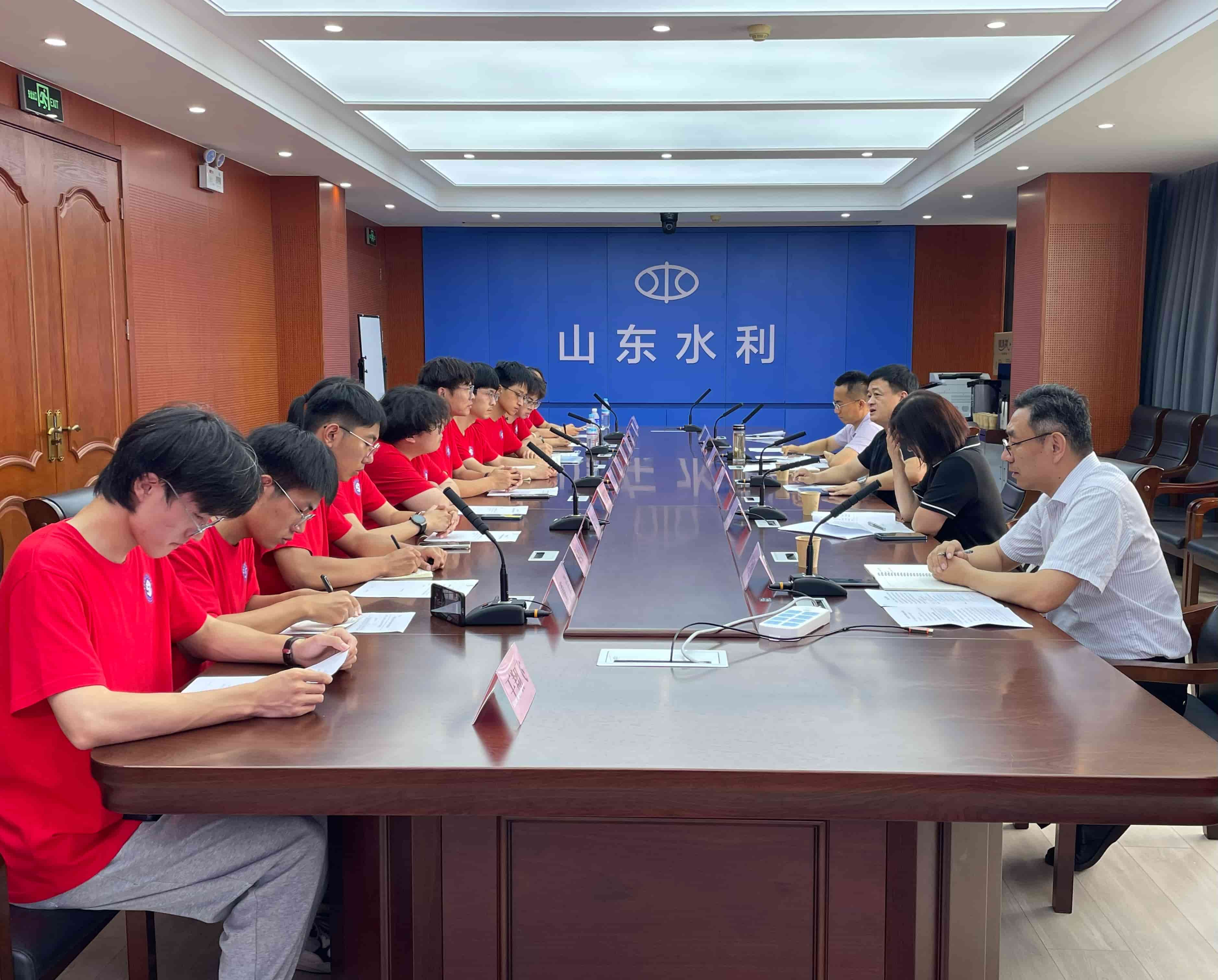 “青襟數(shù)維，共護(hù)黃河”社會(huì)實(shí)踐團(tuán) 赴山東省水利廳參觀學(xué)習(xí)
