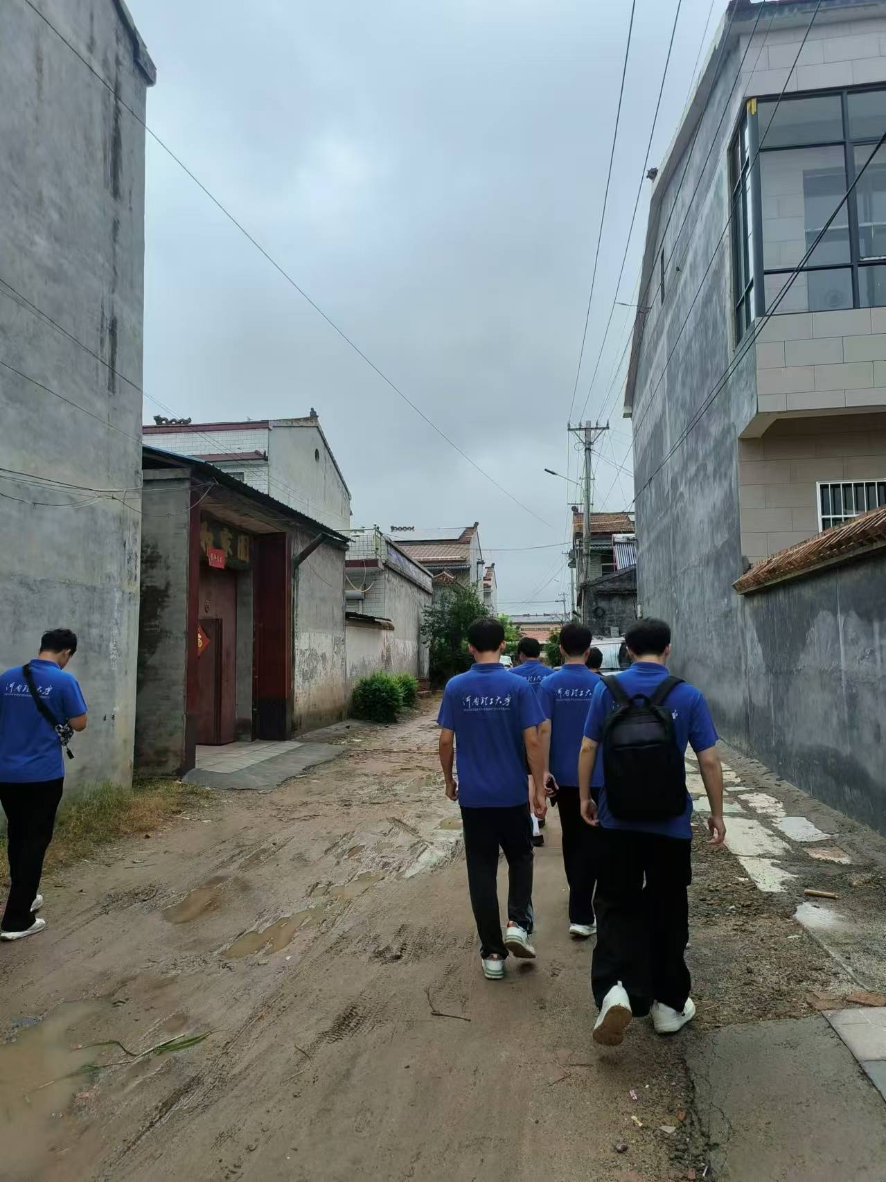 探訪果農(nóng)話酥梨，共繪種植新藍圖—河南理工大學“梨”尚往來三下鄉(xiāng)