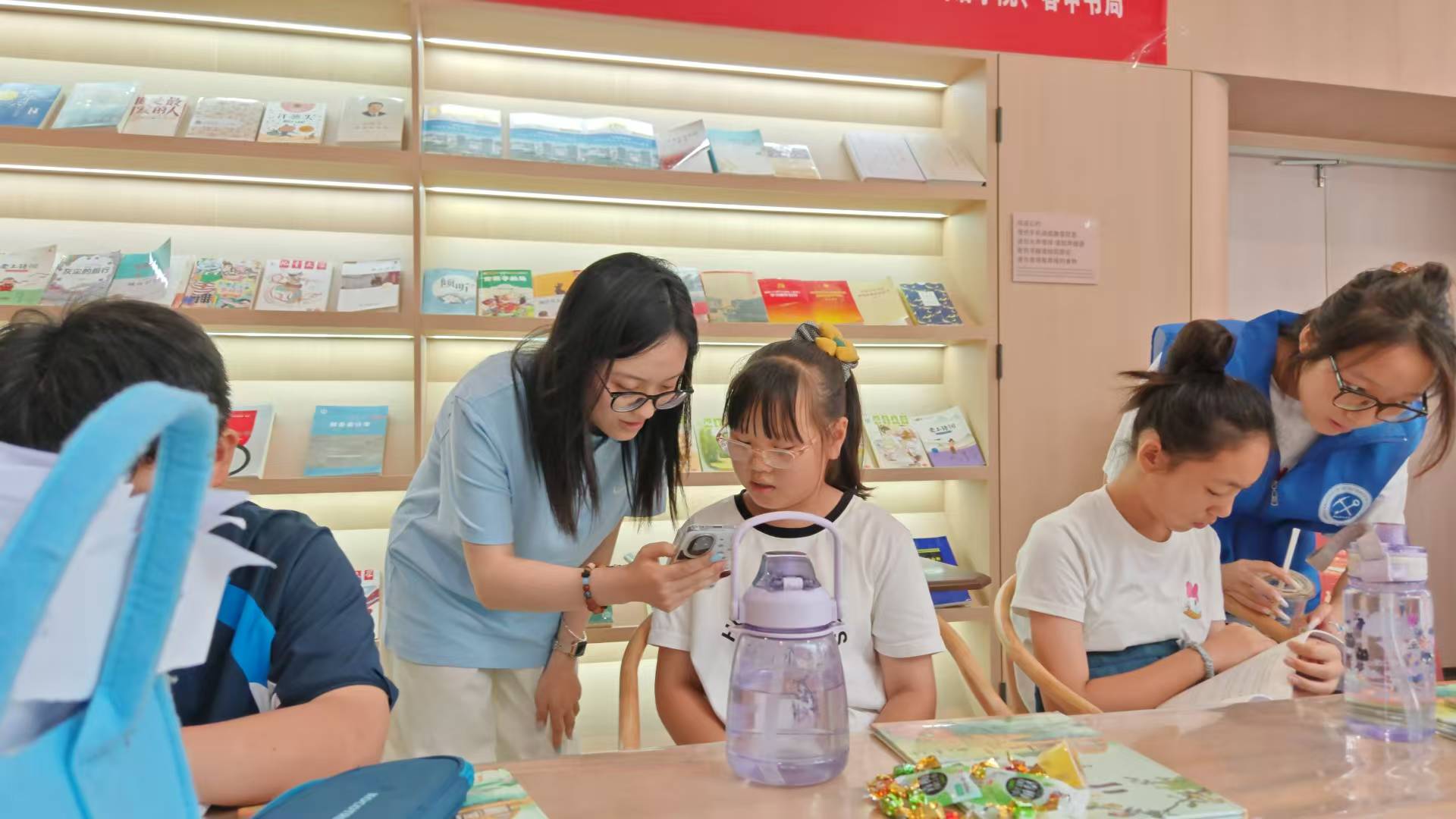 語潤新華傳鄉音，推普賦能助振興