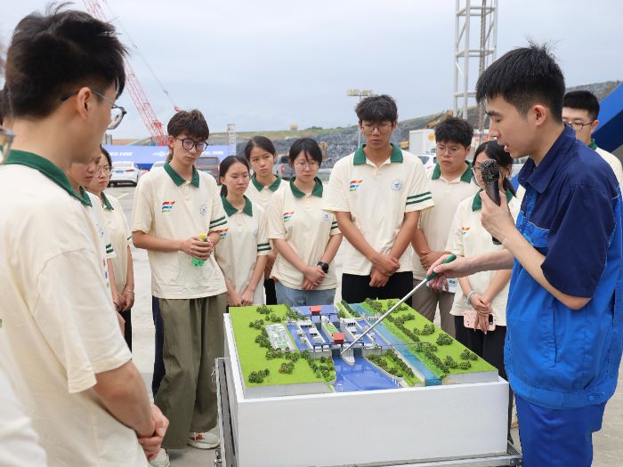 桂工學子深入運河企石樞紐，探尋綠色發展之路