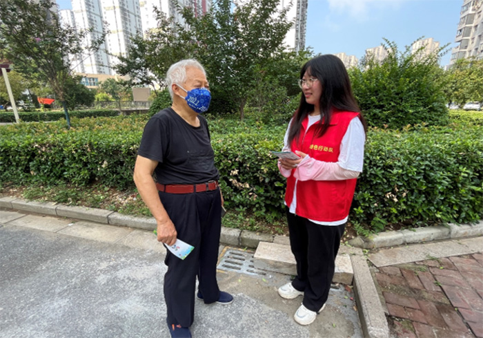 徐工學子暑期社會實踐：垃圾分類，青春助力