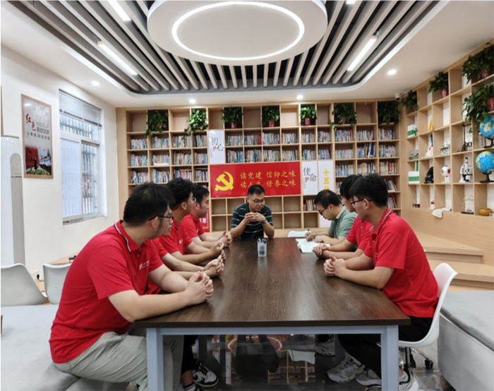 巢湖學(xué)院“陽(yáng)光智匯”團(tuán)隊(duì)暑期“三下鄉(xiāng)”：光伏締造希望，擘畫美麗鄉(xiāng)村