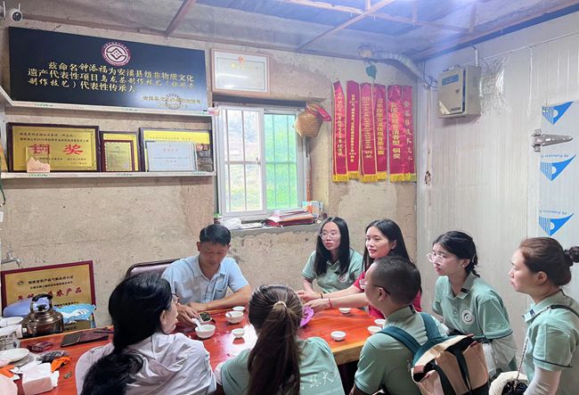 茶香飄逸，鄉(xiāng)村振興：福建農(nóng)林大學(xué)實(shí)踐隊(duì)探索安溪茶文化與農(nóng)業(yè)現(xiàn)代化