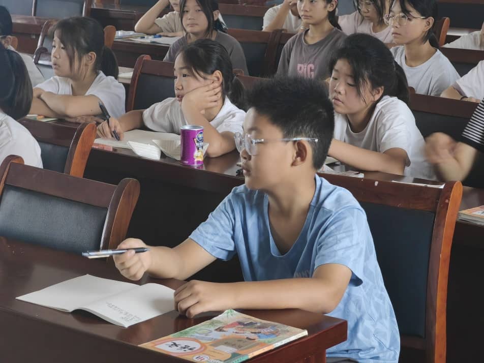 合肥大學能源材料與化工學院“三葉草照亮鄉(xiāng)村夢，攜手共譜教育曲”暑期三下鄉(xiāng)社會實