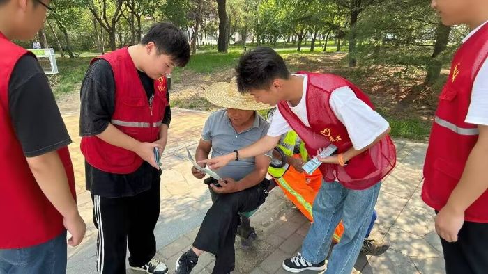 “青春筑夢基層，服務點亮社區”社會實踐活動