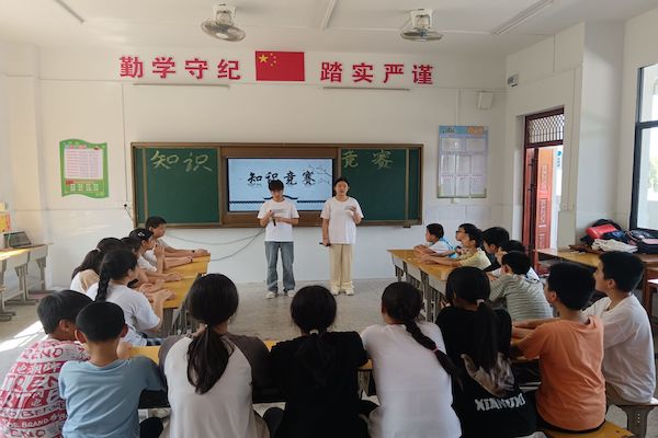 以賽促學，以學促行——這場專屬于鄉(xiāng)村學生的知識競賽燃爆夏日！