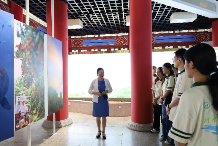 觸摸城市脈搏：桂林理工大學綠色發展倡導團和諧塔之行