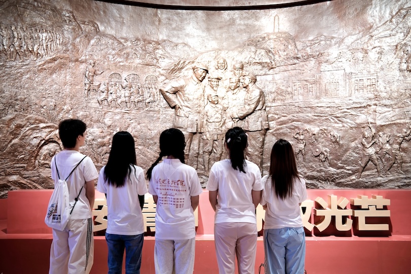 我心向延安，建功新時代——長安大學馬克思主義學院赴陜西延安“尋根革命文化圣地·講好行走思政大課”暑期社會實踐總結(jié)