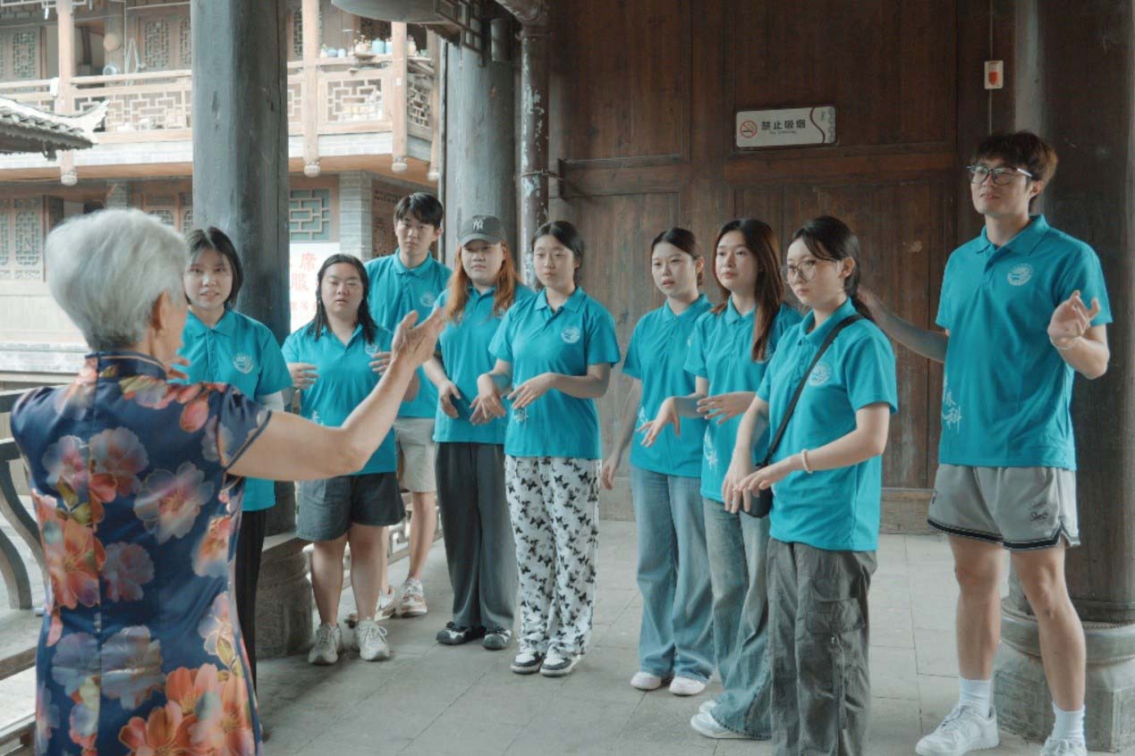 重人科學子三下鄉(xiāng)：古韻非遺潤?quán)l(xiāng)土，文化振興譜新篇
